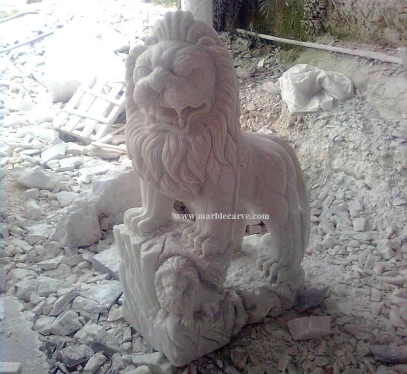 marble Lion statue sculpture