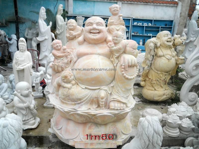 happy Buddha statue